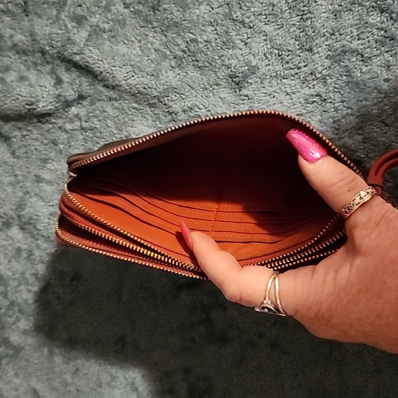 Coach xl wallet - Picture 3 of 8